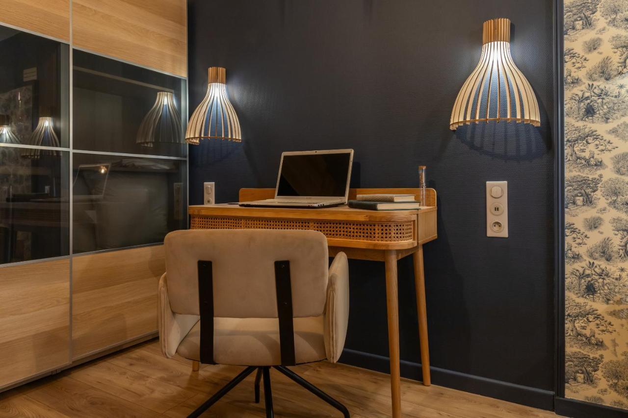Host Inn - Duplex Insolite & Chic - Ancienne Librairie Lyon Luaran gambar